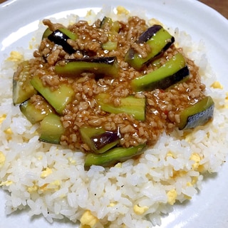 茄子とひき肉のあんかけ卵チャーハン